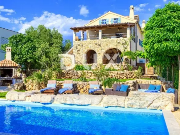 4-bedroom Detached House In Sveti Vid-miholjice, Croatia (260 M²)
