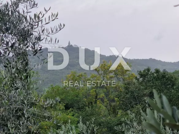Land In Gračišće, Croatia (9.054 M²)
