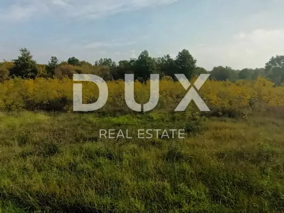 Land In Poreč, Croatia (4.343 M²)