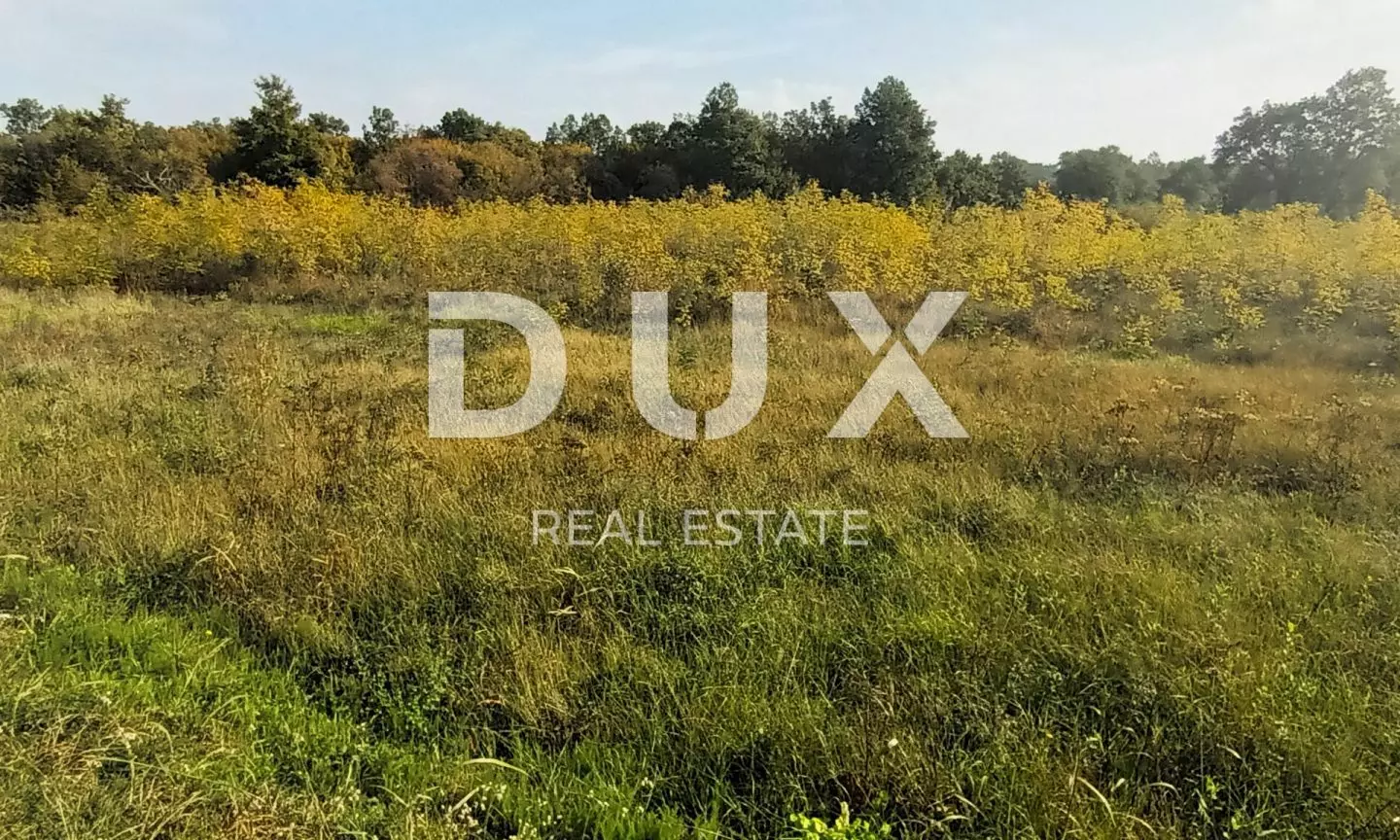 Land In Poreč, Croatia (4.343 M²)