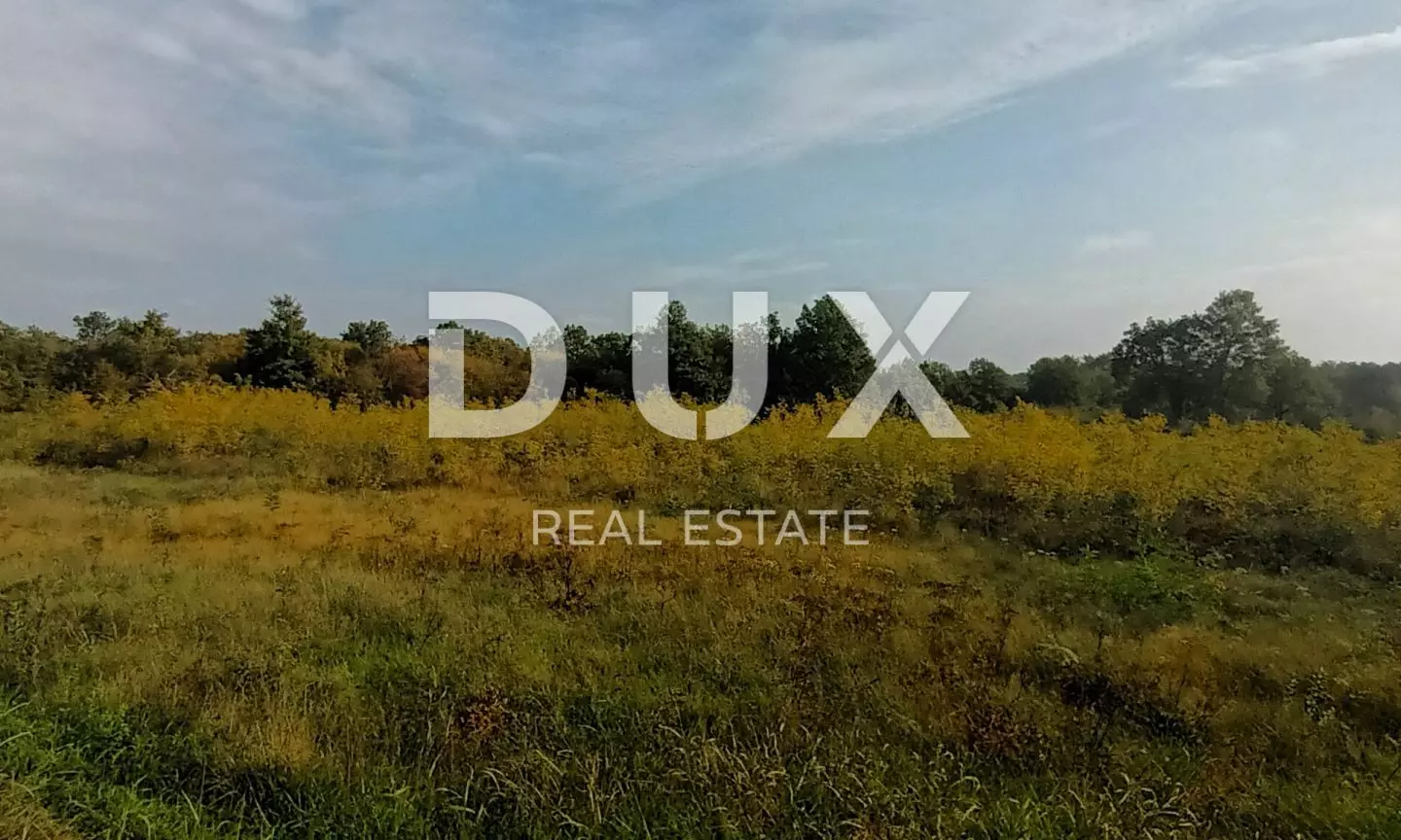 Land In Poreč, Croatia (4.343 M²)
