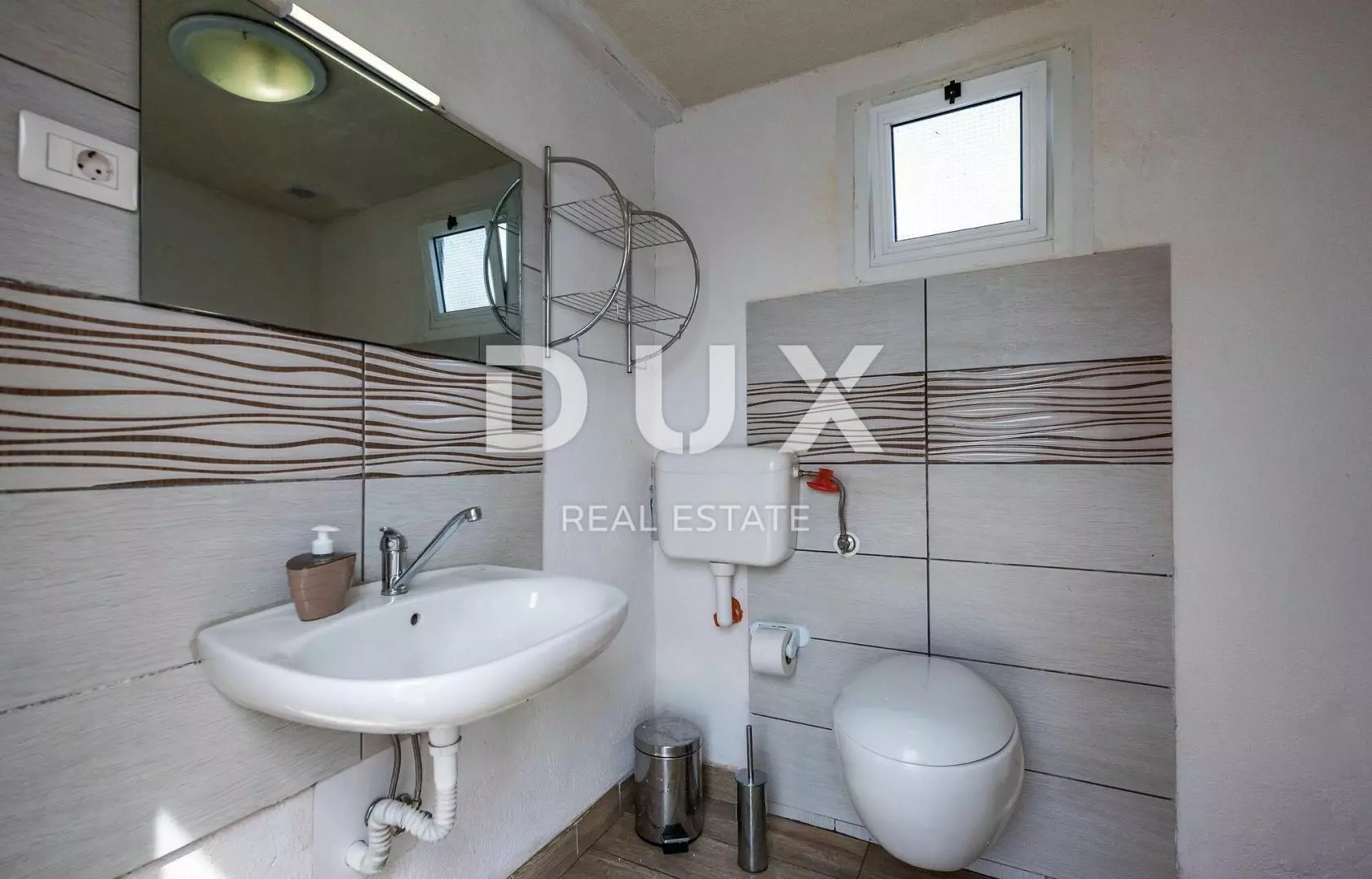 1668287377_59g35q2-dc0721 3-bedroom Detached House In Brtonigla, Croatia (220 M²)