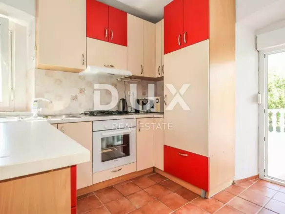 3-bedroom Detached House In Brtonigla, Croatia (220 M²)