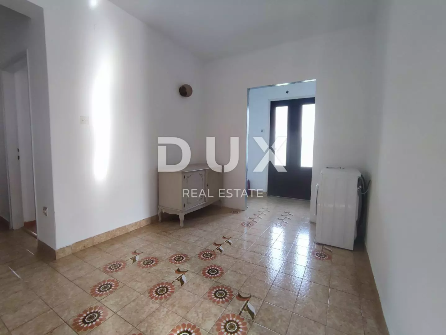 2-bedroom Apartment In Vidikovac, Croatia (83 M²)