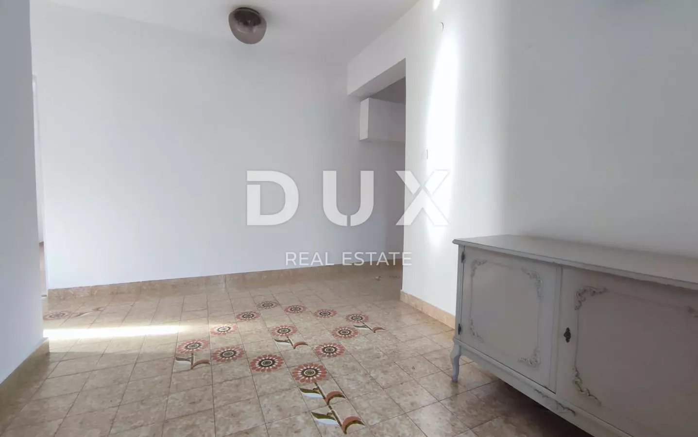 2-bedroom Apartment In Vidikovac, Croatia (83 M²)