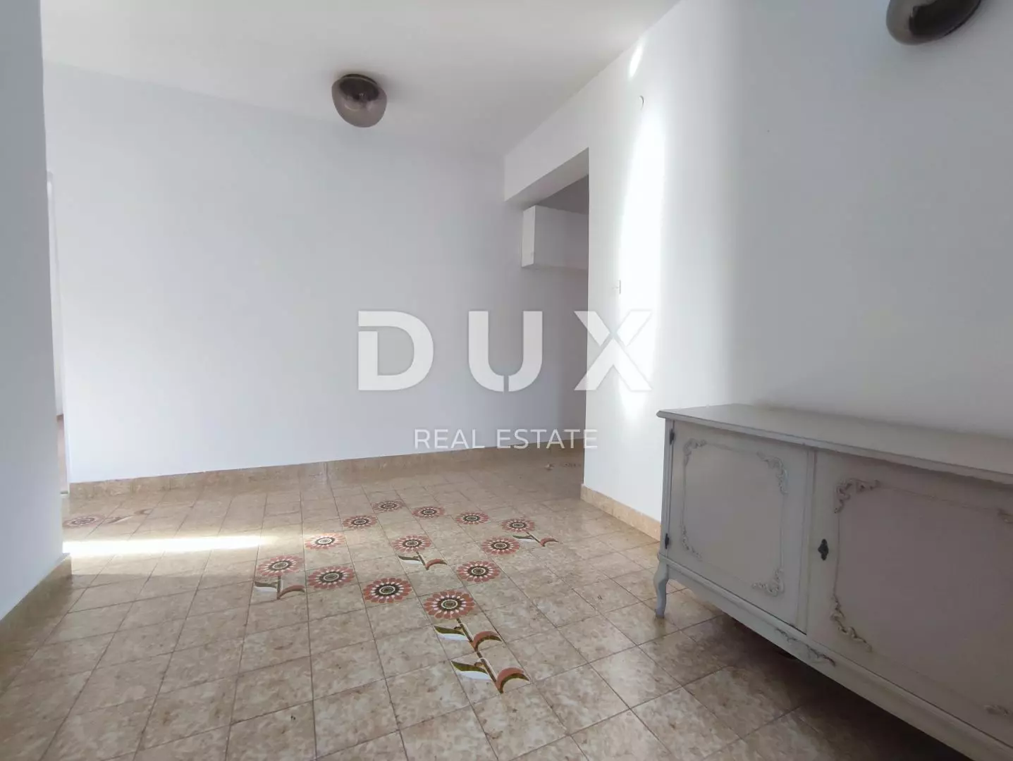 2-bedroom Apartment In Vidikovac, Croatia (83 M²)
