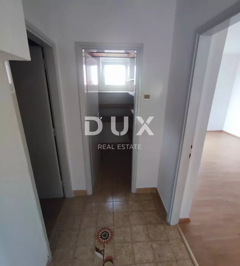 2-bedroom Apartment In Vidikovac, Croatia (83 M²)