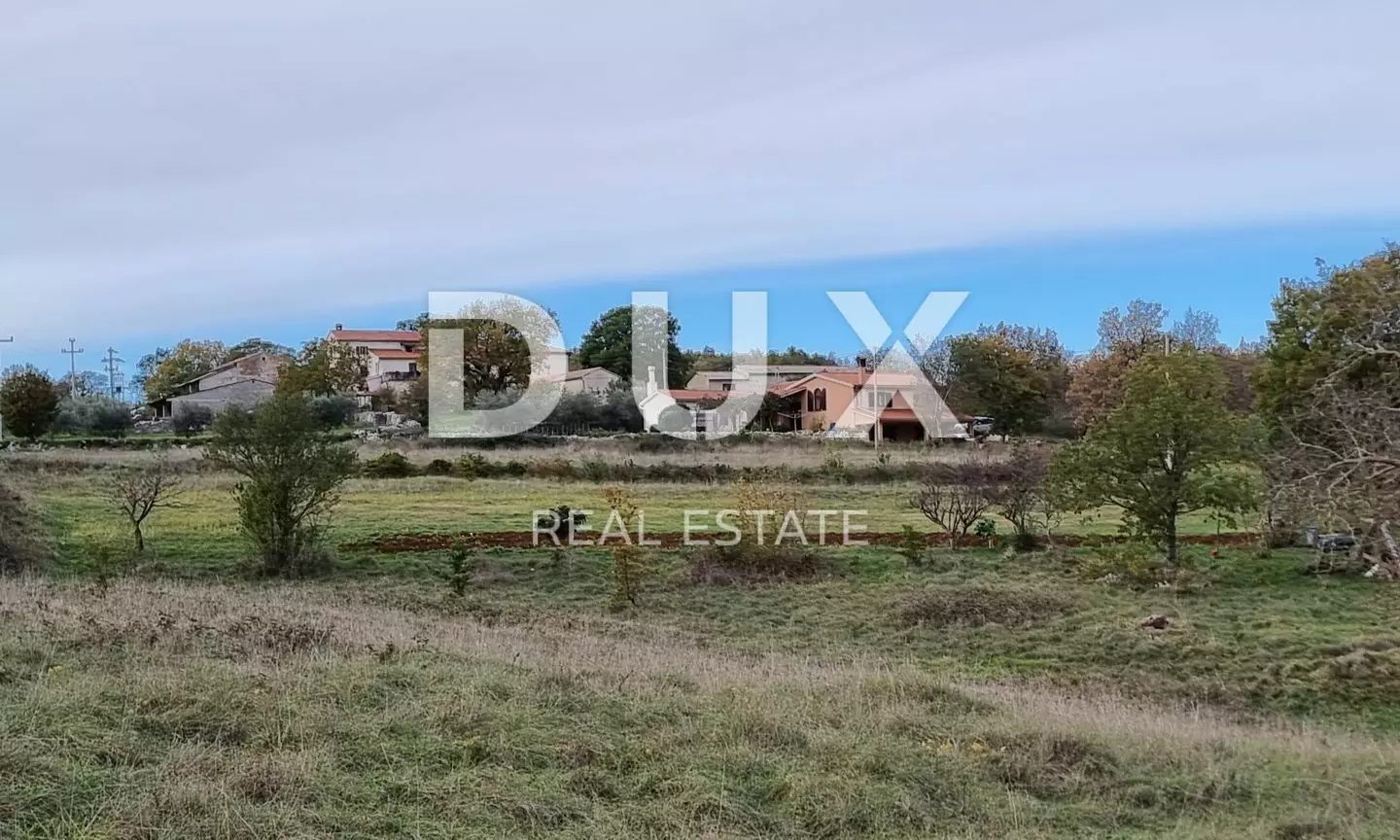 Land In Rakotule, Croatia (704 M²)