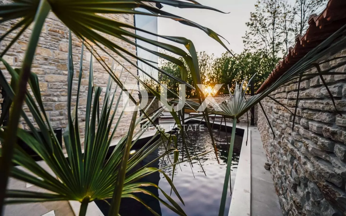 2-bedroom Villa In Privlaka, Croatia (100 M²)