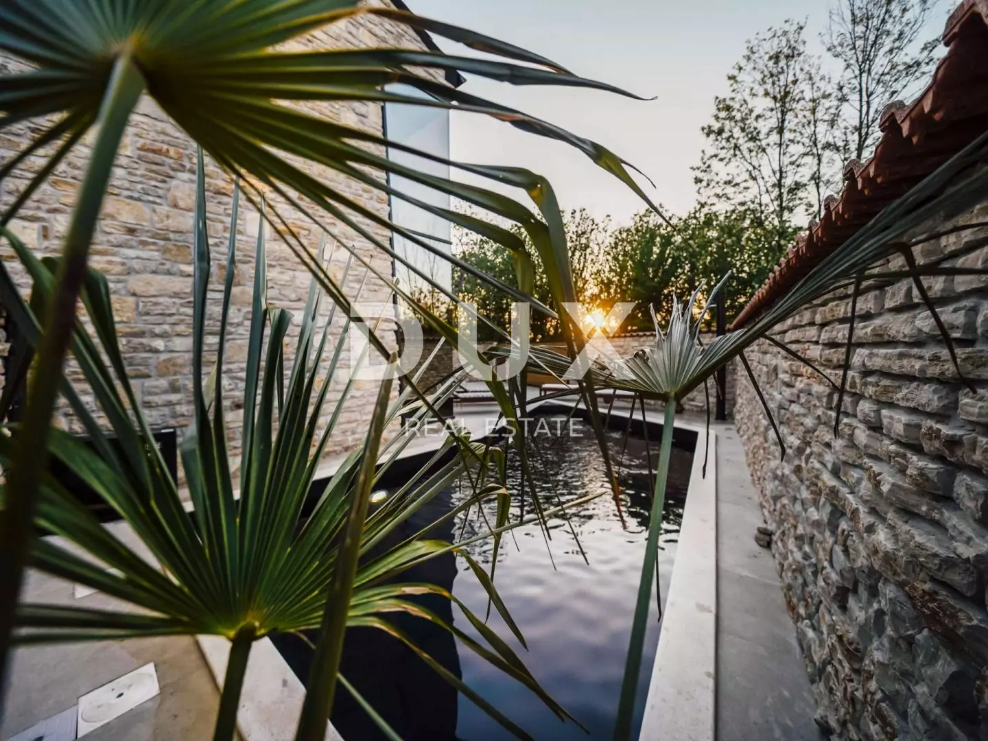 2-bedroom Villa In Privlaka, Croatia (100 M²)