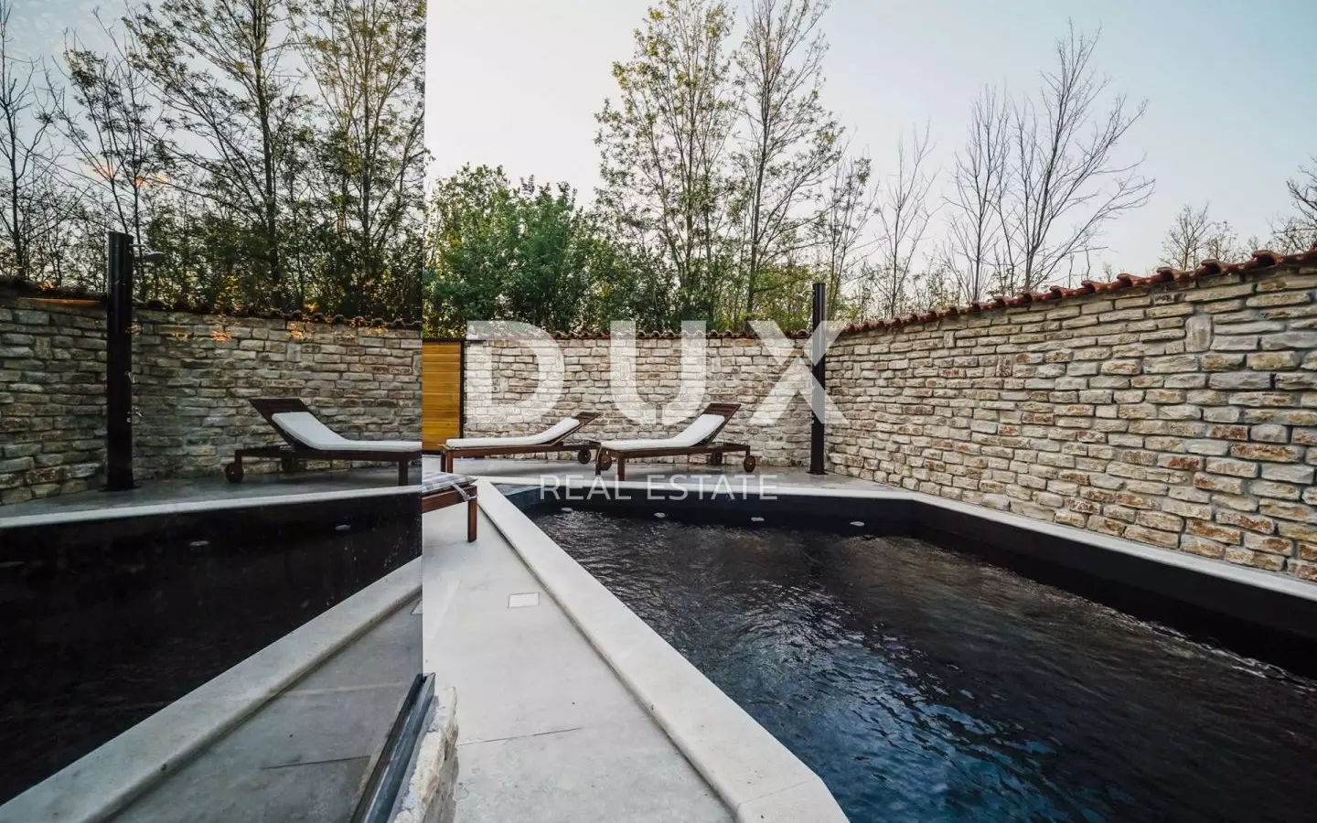 2-bedroom Villa In Privlaka, Croatia (100 M²)