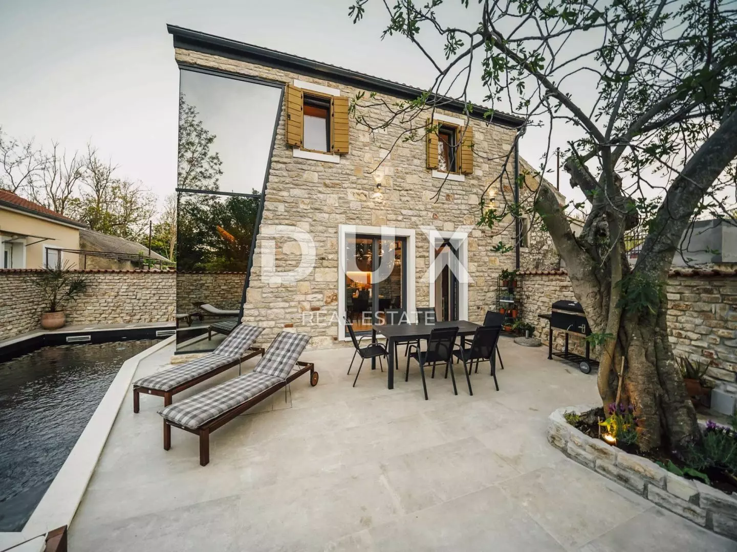 2-bedroom Villa In Privlaka, Croatia (100 M²)