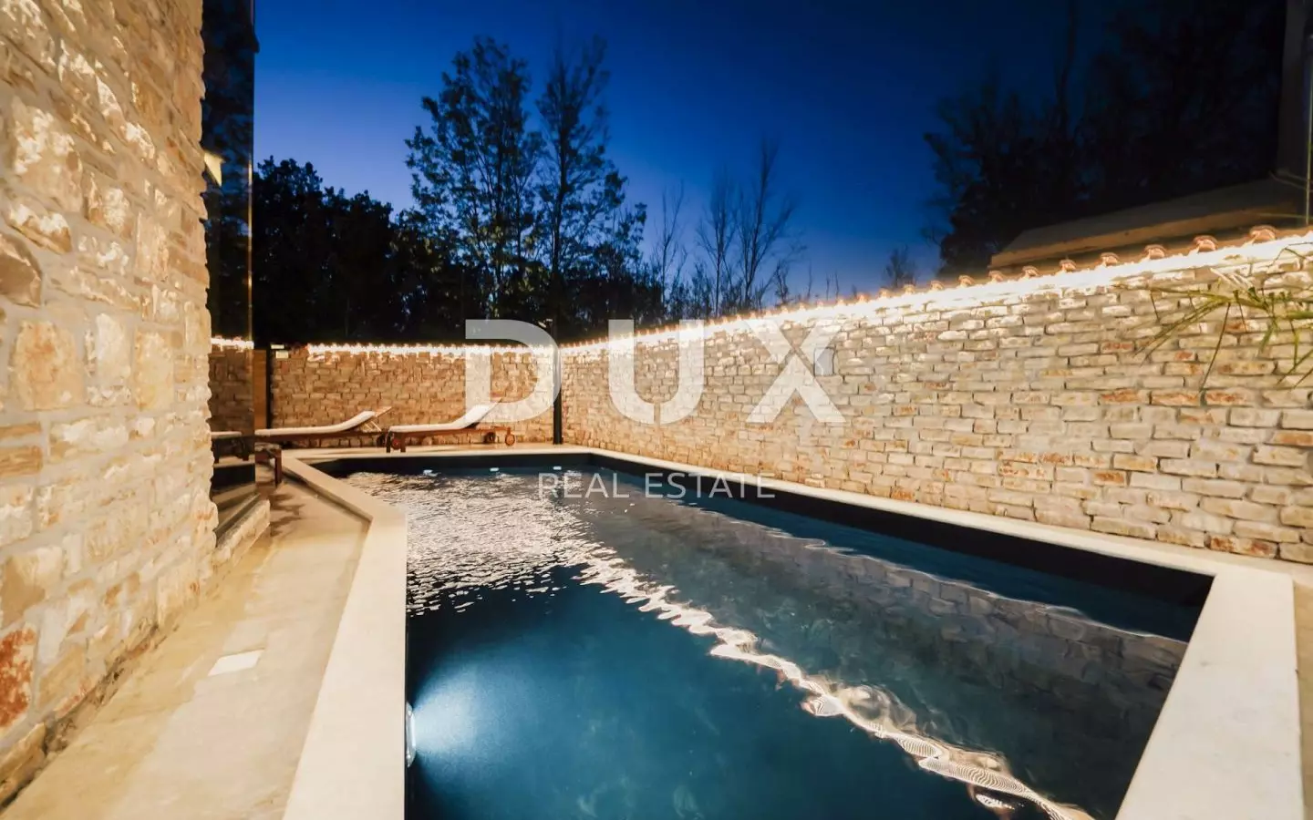 2-bedroom Villa In Privlaka, Croatia (100 M²)