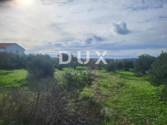 Land In Bibinje, Croatia (1.380 M²)