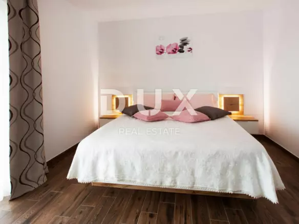 3-bedroom Villa In Soline, Croatia (250 M²)
