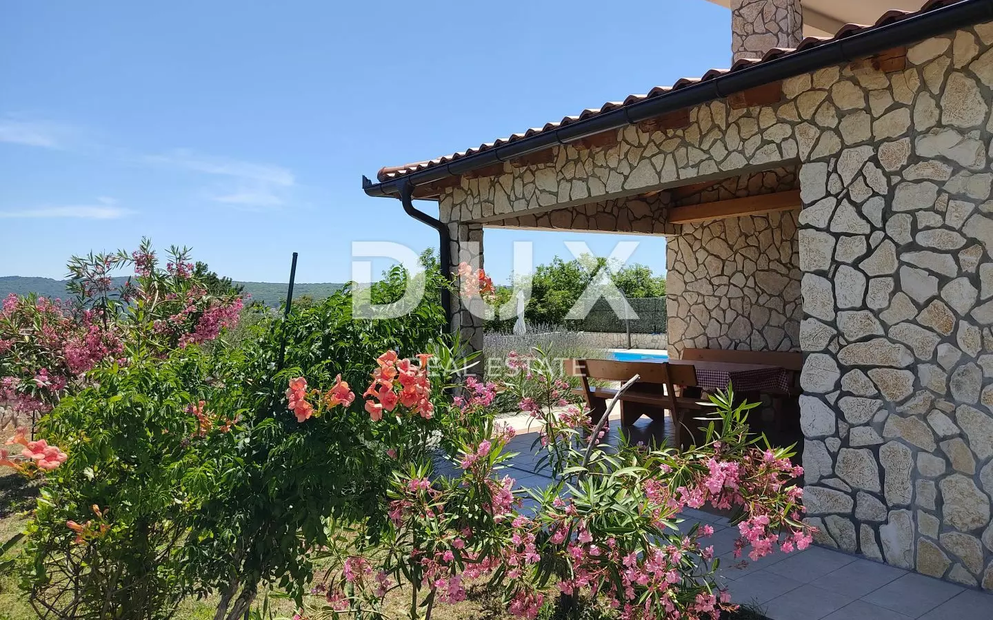 3-bedroom Villa In Soline, Croatia (250 M²)