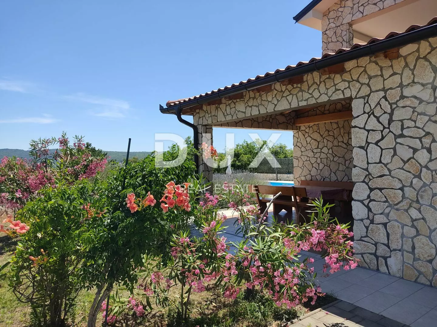 3-bedroom Villa In Soline, Croatia (250 M²)