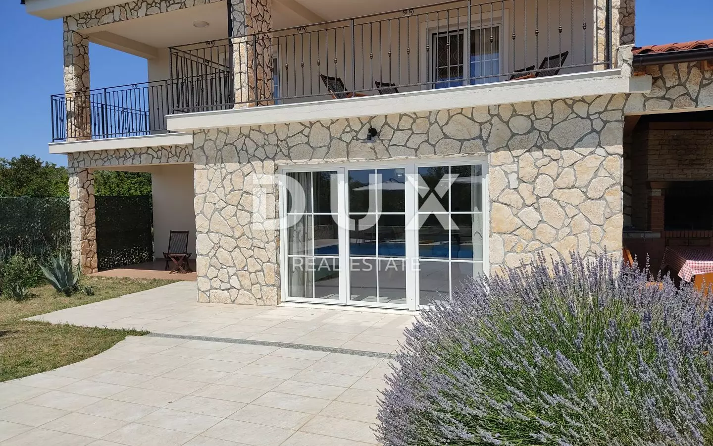 3-bedroom Villa In Soline, Croatia (250 M²)