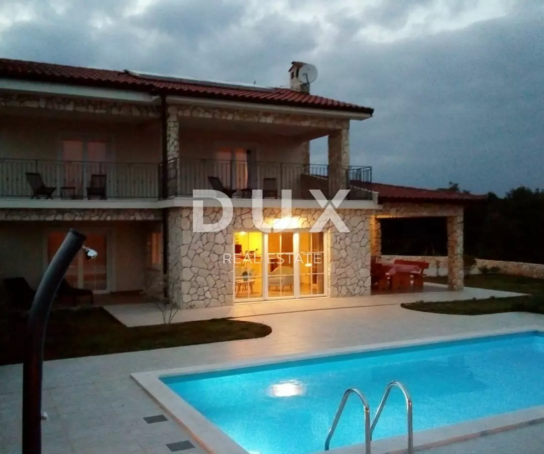 3-bedroom Villa In Soline, Croatia (250 M²)