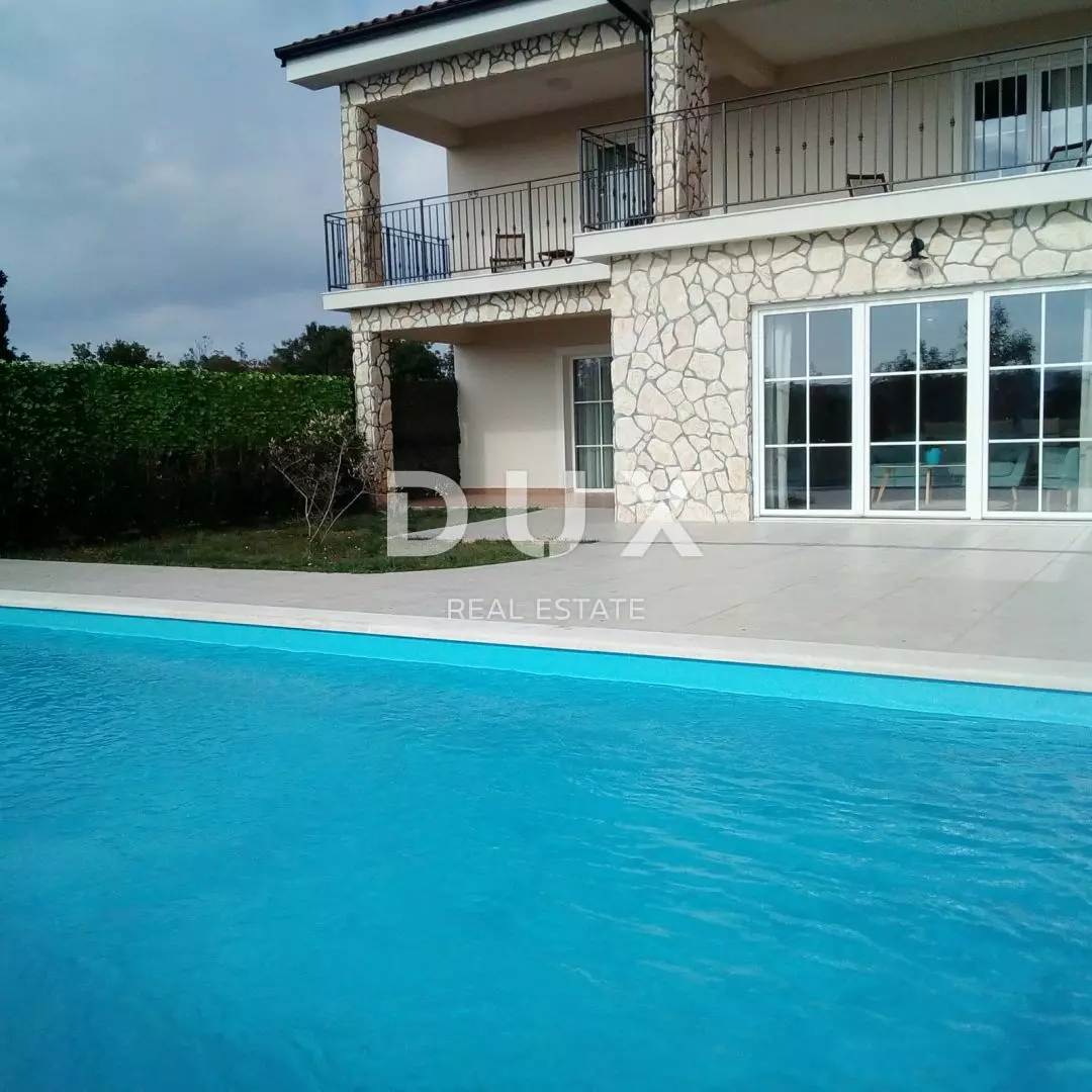 3-bedroom Villa In Soline, Croatia (250 M²)