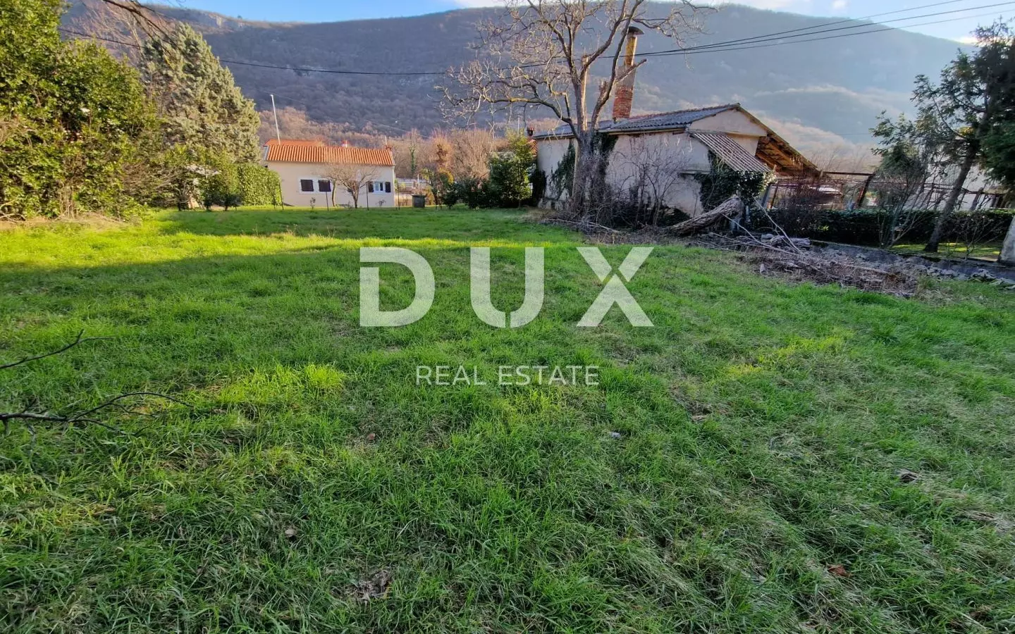 Land In Lupoglav, Croatia (962 M²)