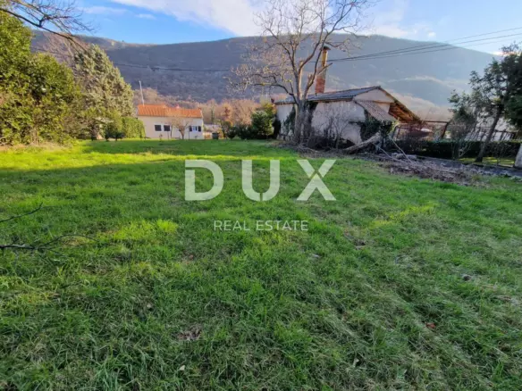 Land In Lupoglav, Croatia (962 M²)
