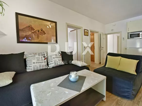 9-bedroom Detached House In Poreč, Croatia (280 M²)