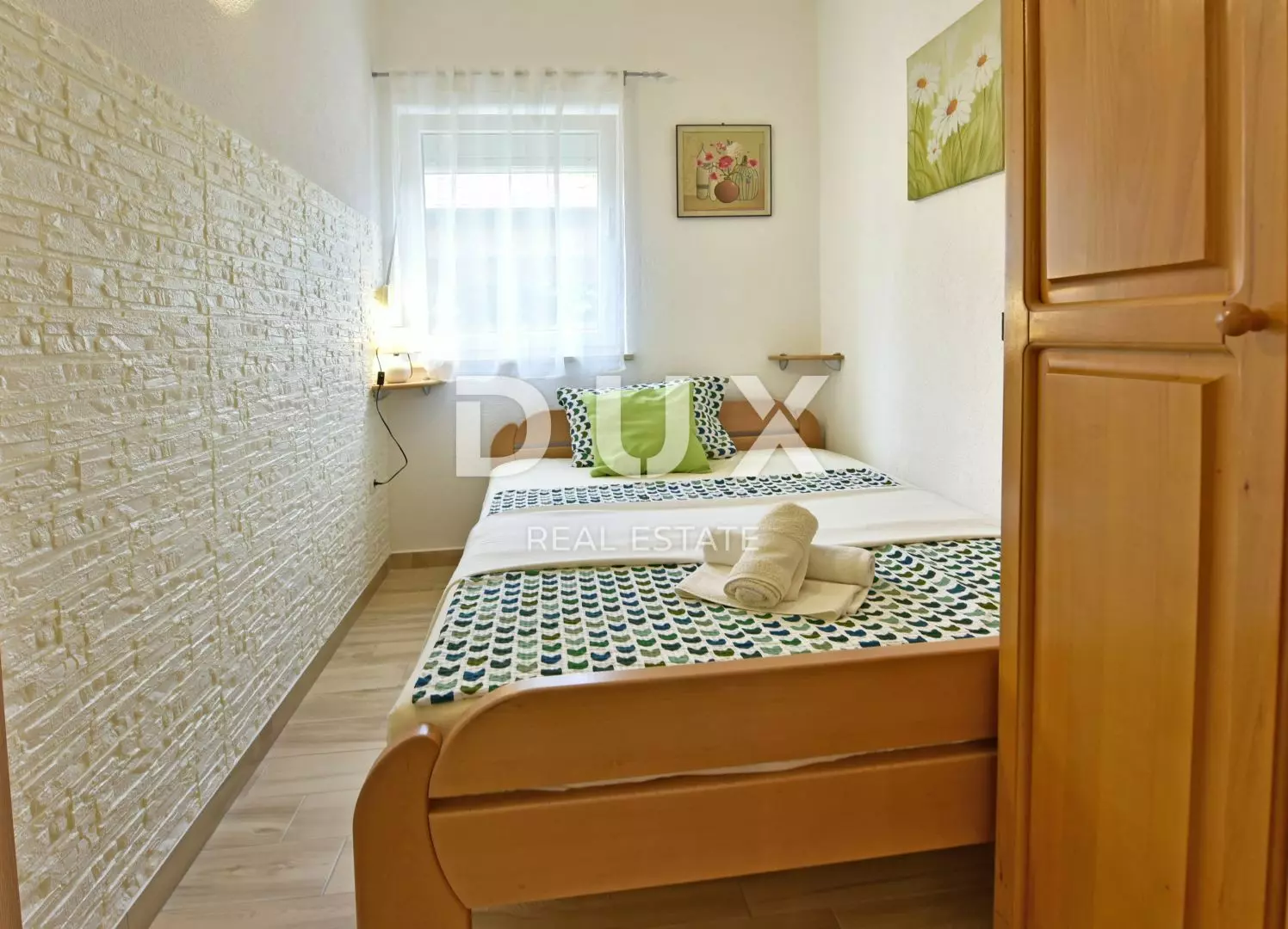 9-bedroom Detached House In Poreč, Croatia (280 M²)