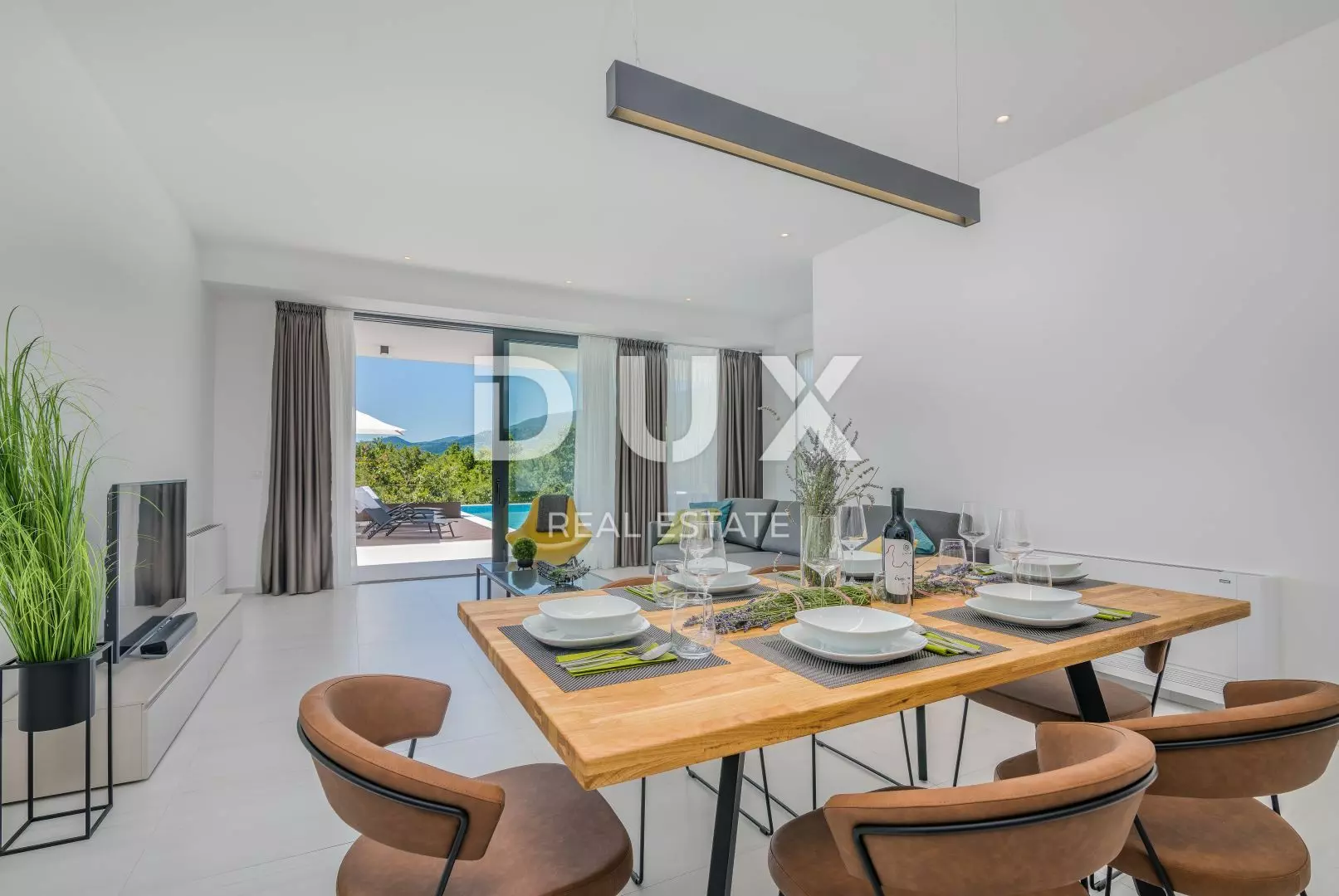 3-bedroom Villa In Veprinac, Croatia (269 M²)