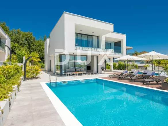 3-bedroom Villa In Veprinac, Croatia (269 M²)