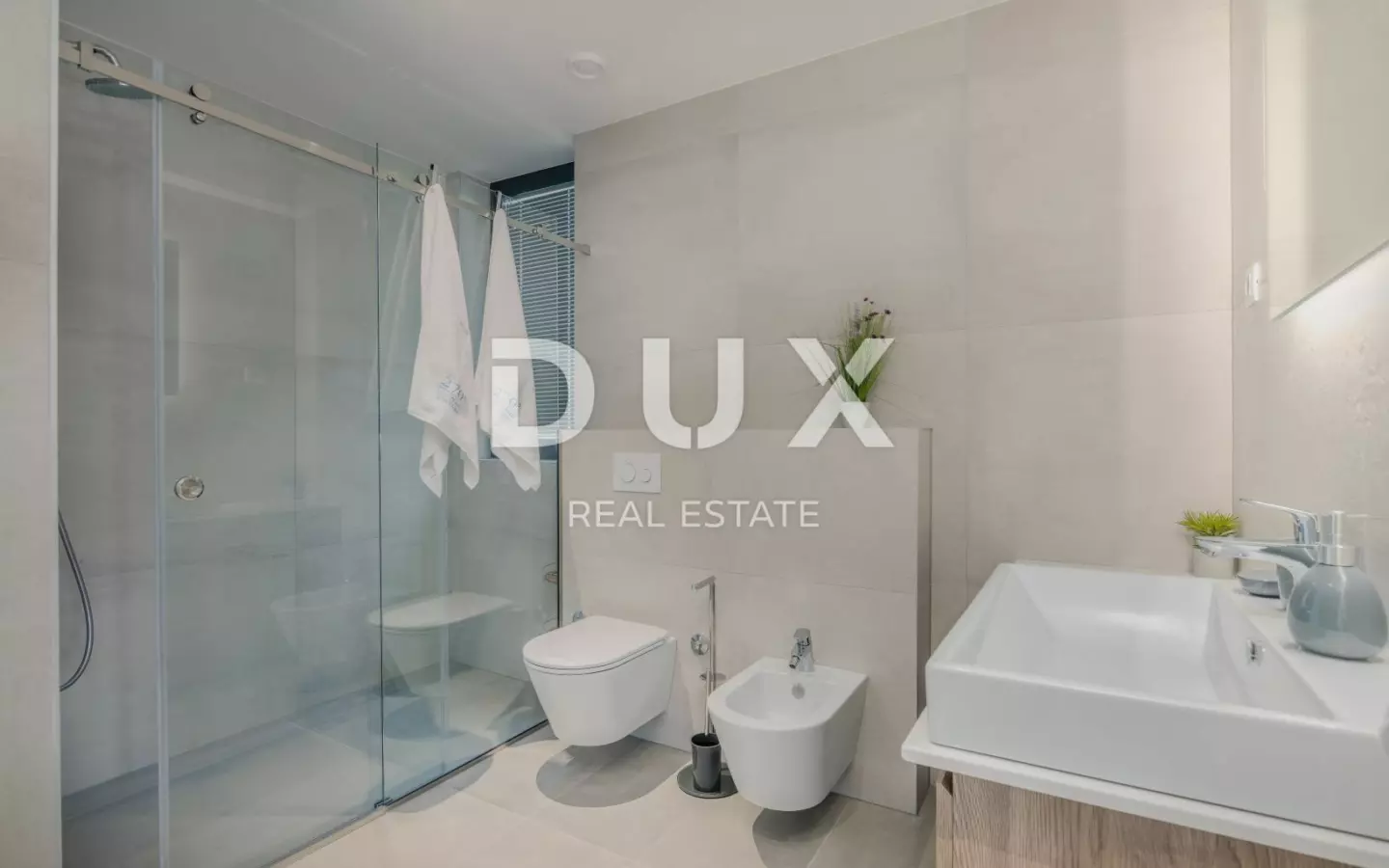 3-bedroom Villa In Veprinac, Croatia (247 M²)