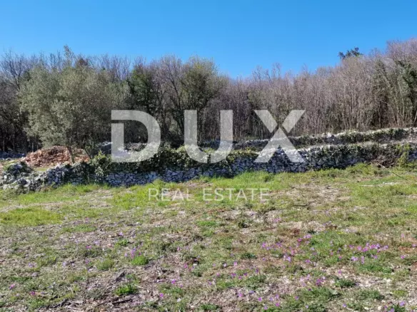 Land In Rabac, Croatia (909 M²)