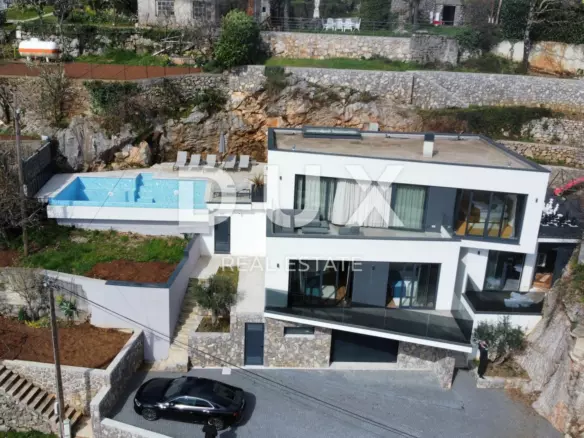 3-bedroom Villa In Opatija – Centar, Croatia (255 M²)