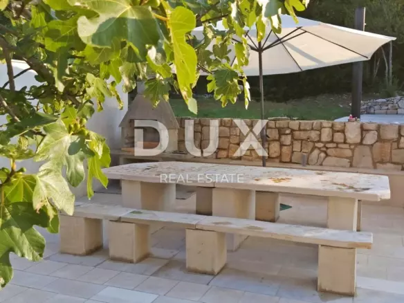 10-bedroom Detached House In Rabac, Croatia (450 M²)