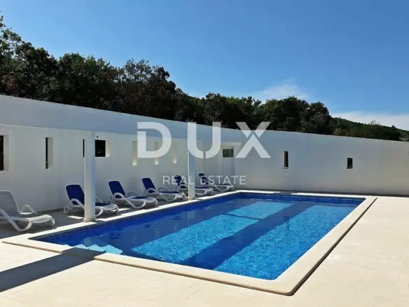 10-bedroom Detached House In Rabac, Croatia (450 M²)