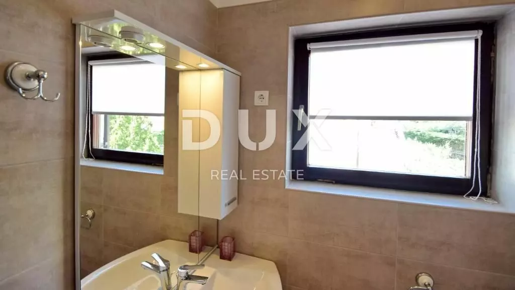 4-bedroom Detached House In Malinska, Croatia (155 M²)