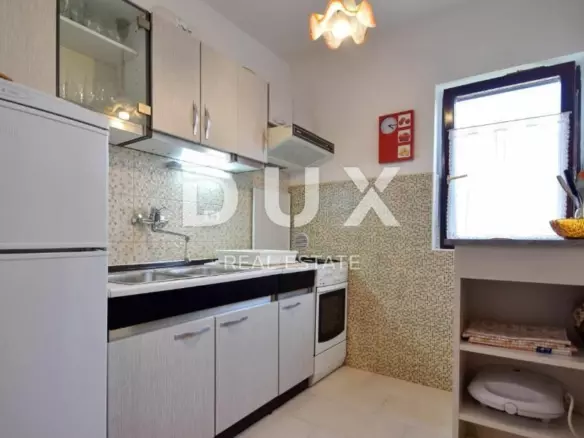 4-bedroom Detached House In Malinska, Croatia (155 M²)