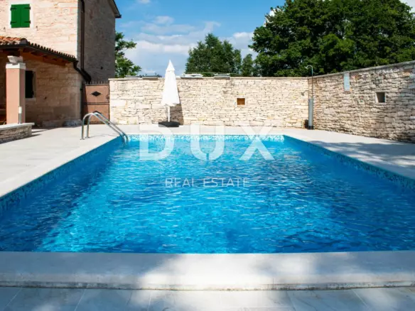 3-bedroom Villa In Krničari, Croatia (220 M²)
