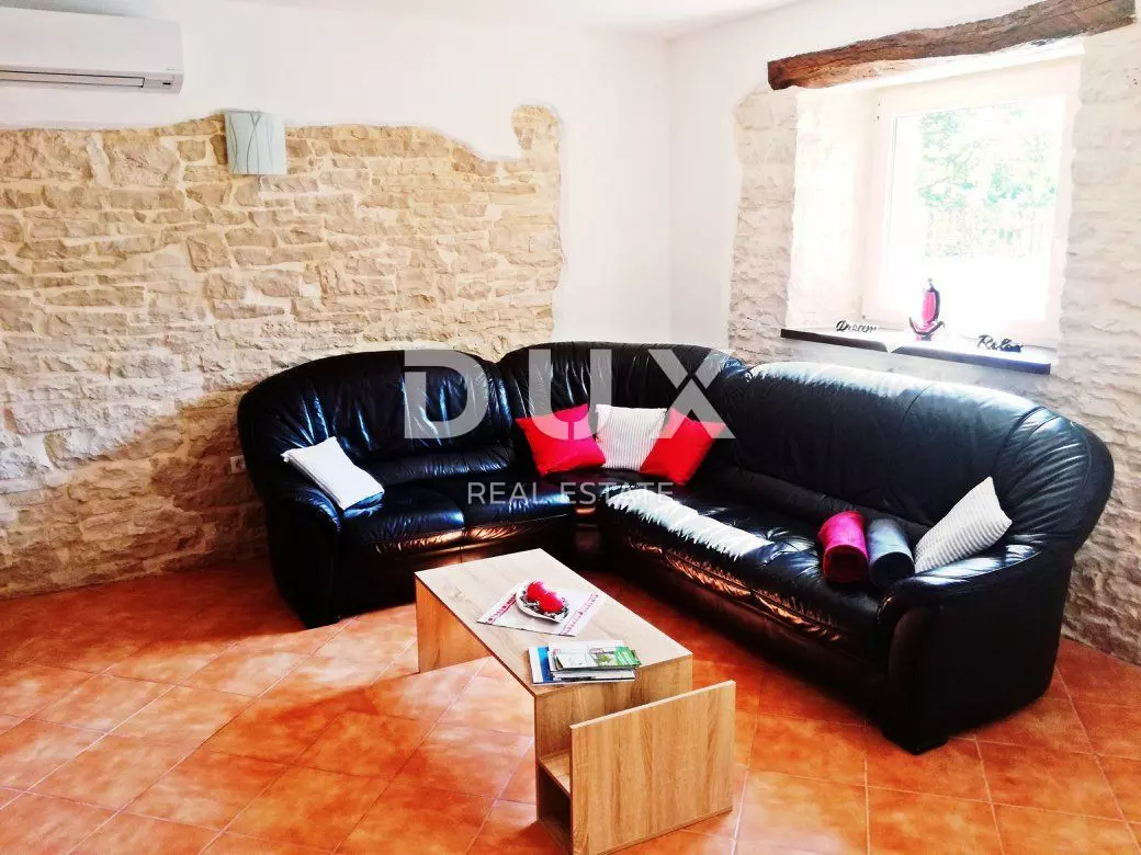 3-bedroom Villa In Krničari, Croatia (220 M²)