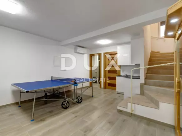 4-bedroom Villa In Dramalj, Croatia (185 M²)