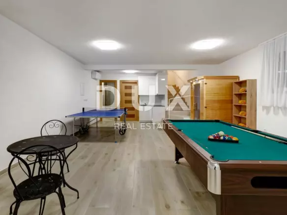 4-bedroom Villa In Dramalj, Croatia (185 M²)