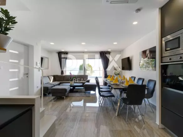 4-bedroom Villa In Dramalj, Croatia (185 M²)