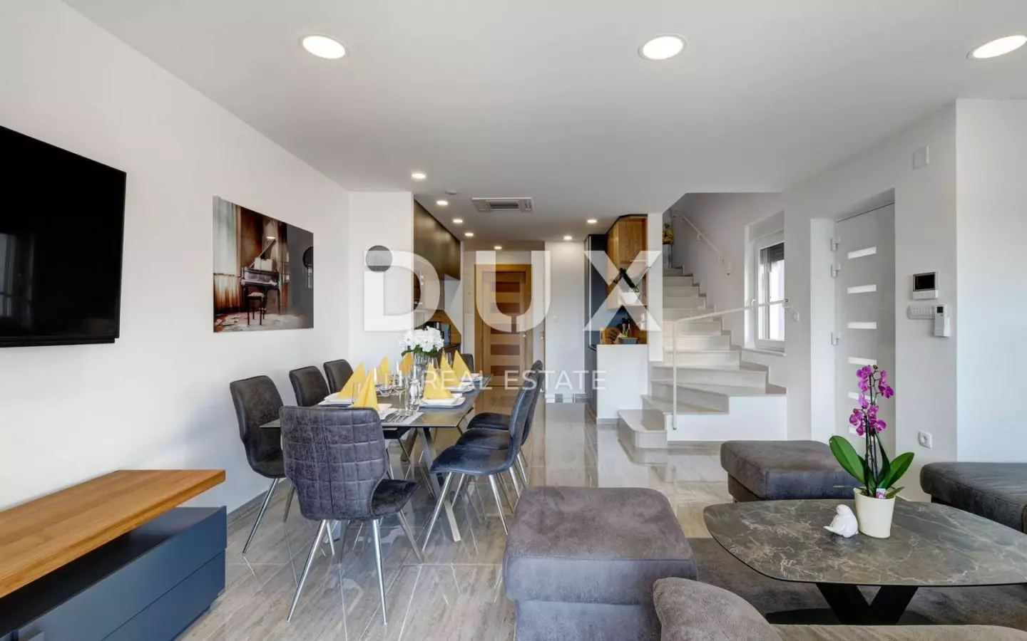 4-bedroom Villa In Dramalj, Croatia (185 M²)