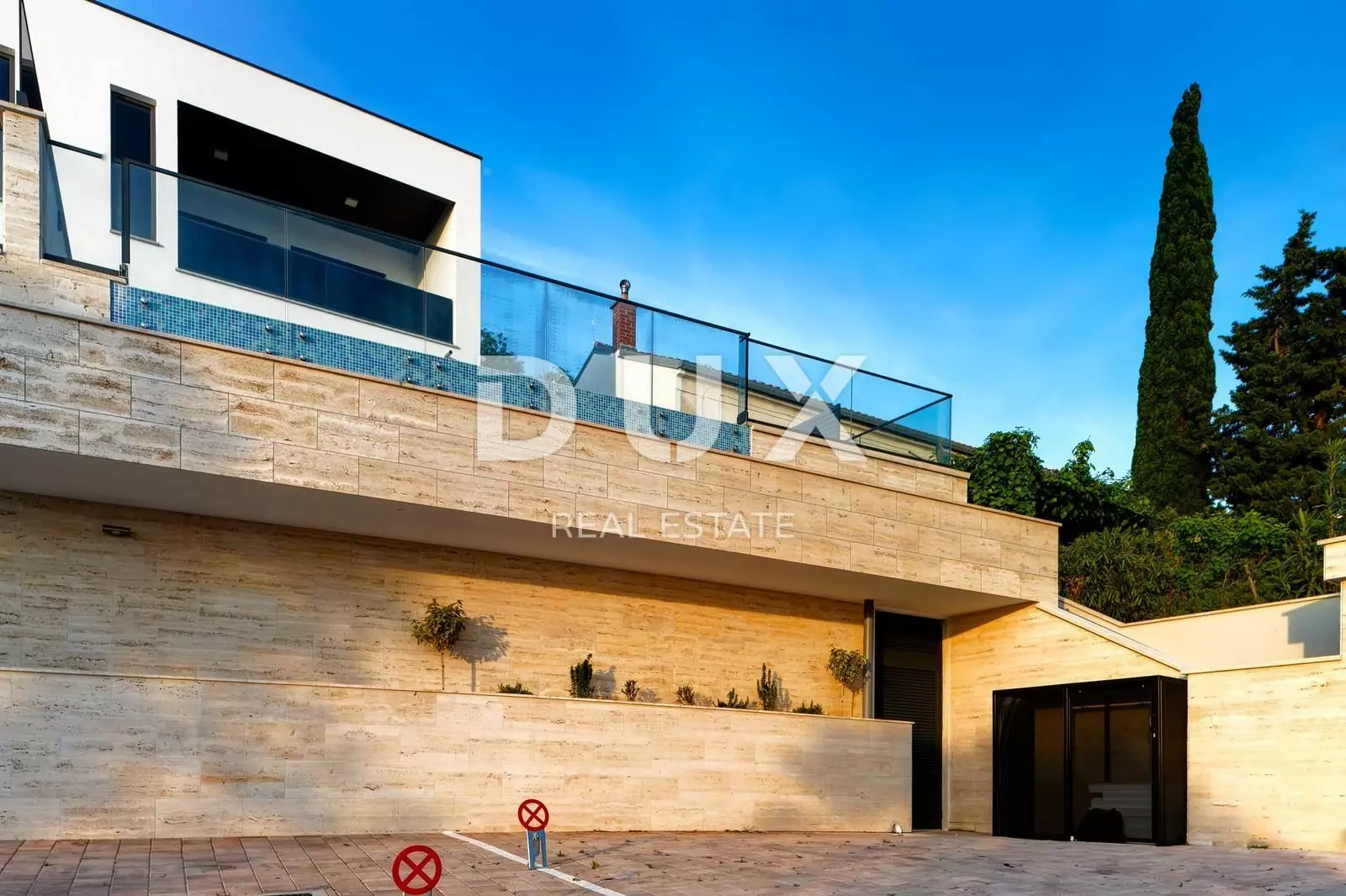 4-bedroom Villa In Dramalj, Croatia (185 M²)
