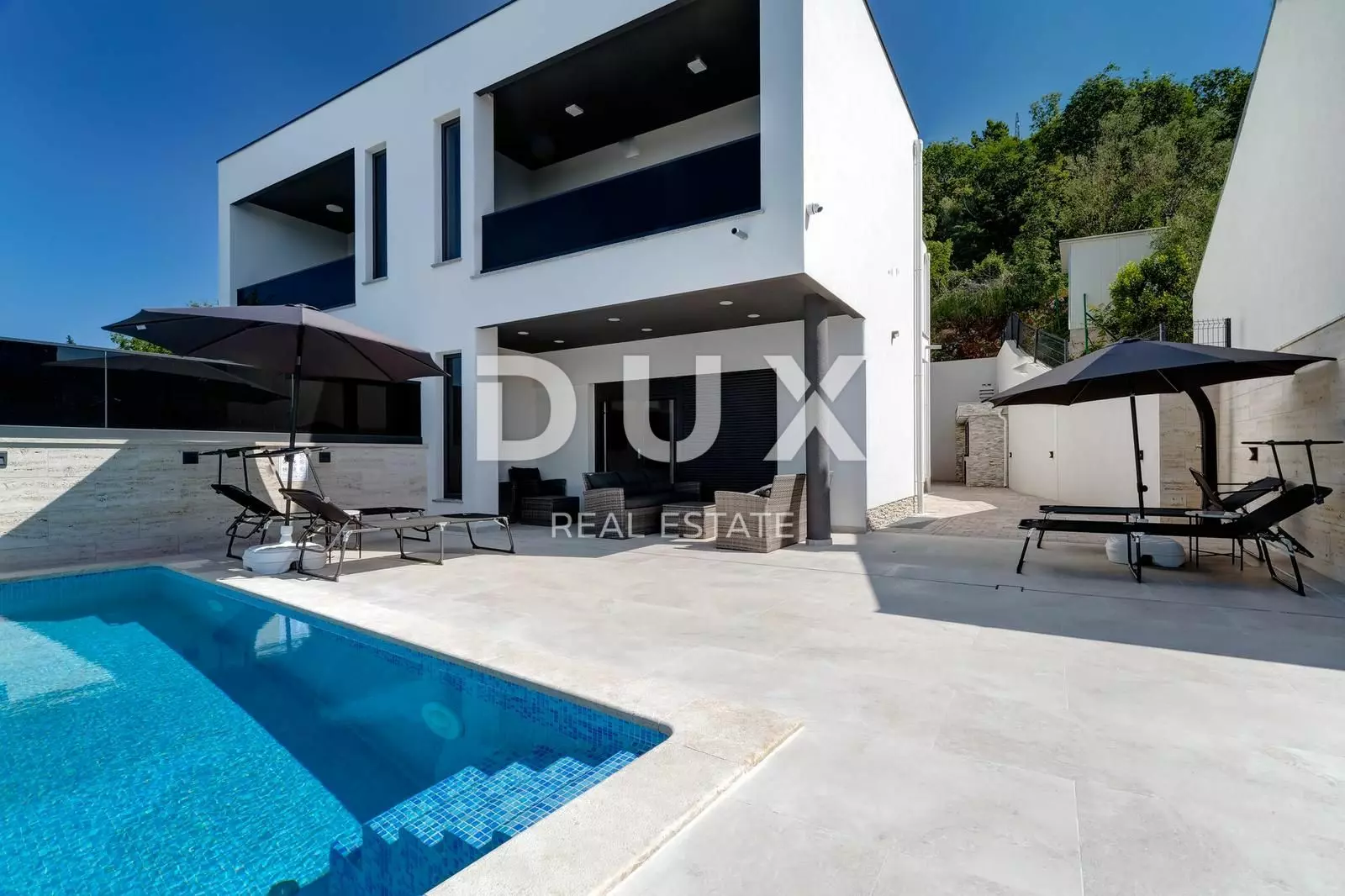 4-bedroom Villa In Dramalj, Croatia (185 M²)