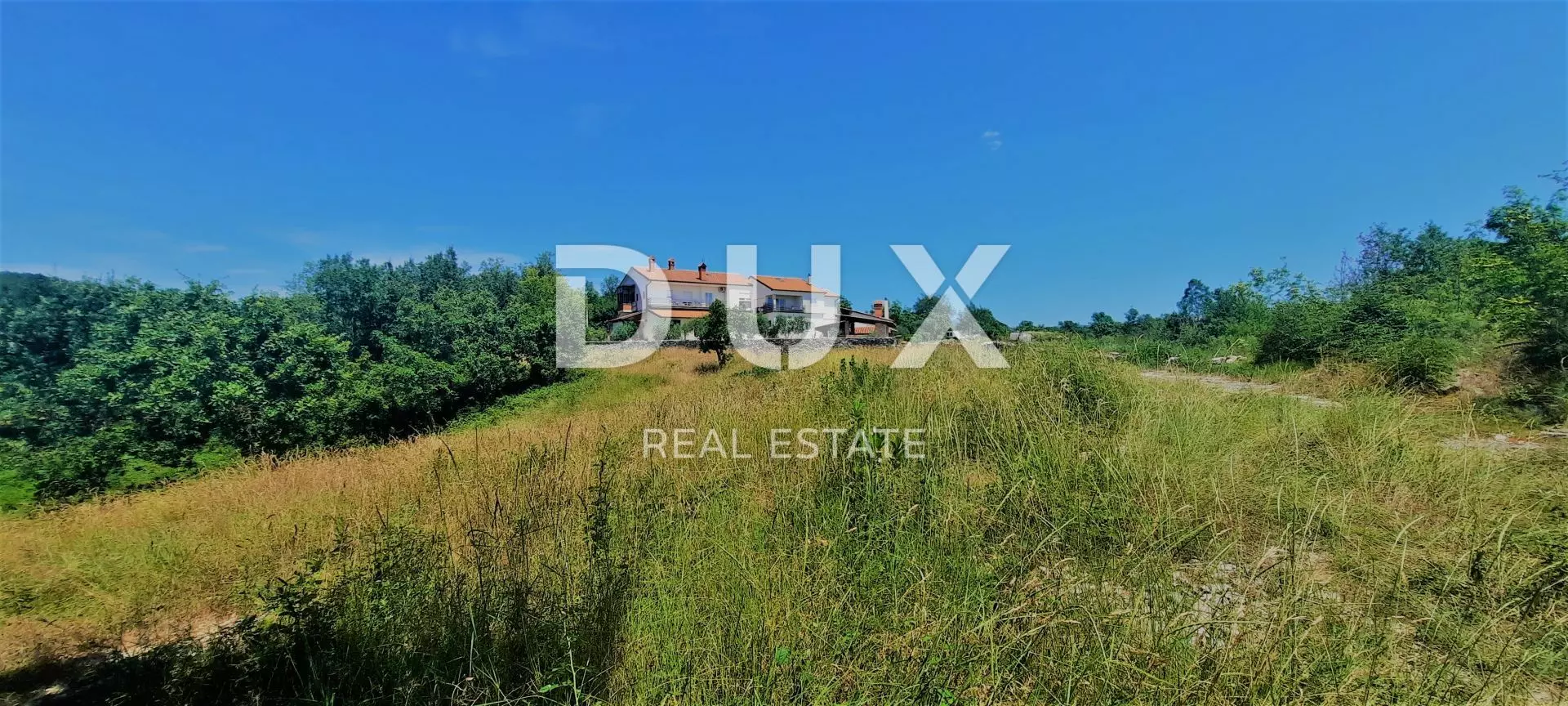 1689339208_20230714_130054-4926d6 Land In Buzet, Croatia (2.892 M²)
