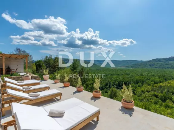 4-bedroom Villa In Motovun, Croatia (310 M²)