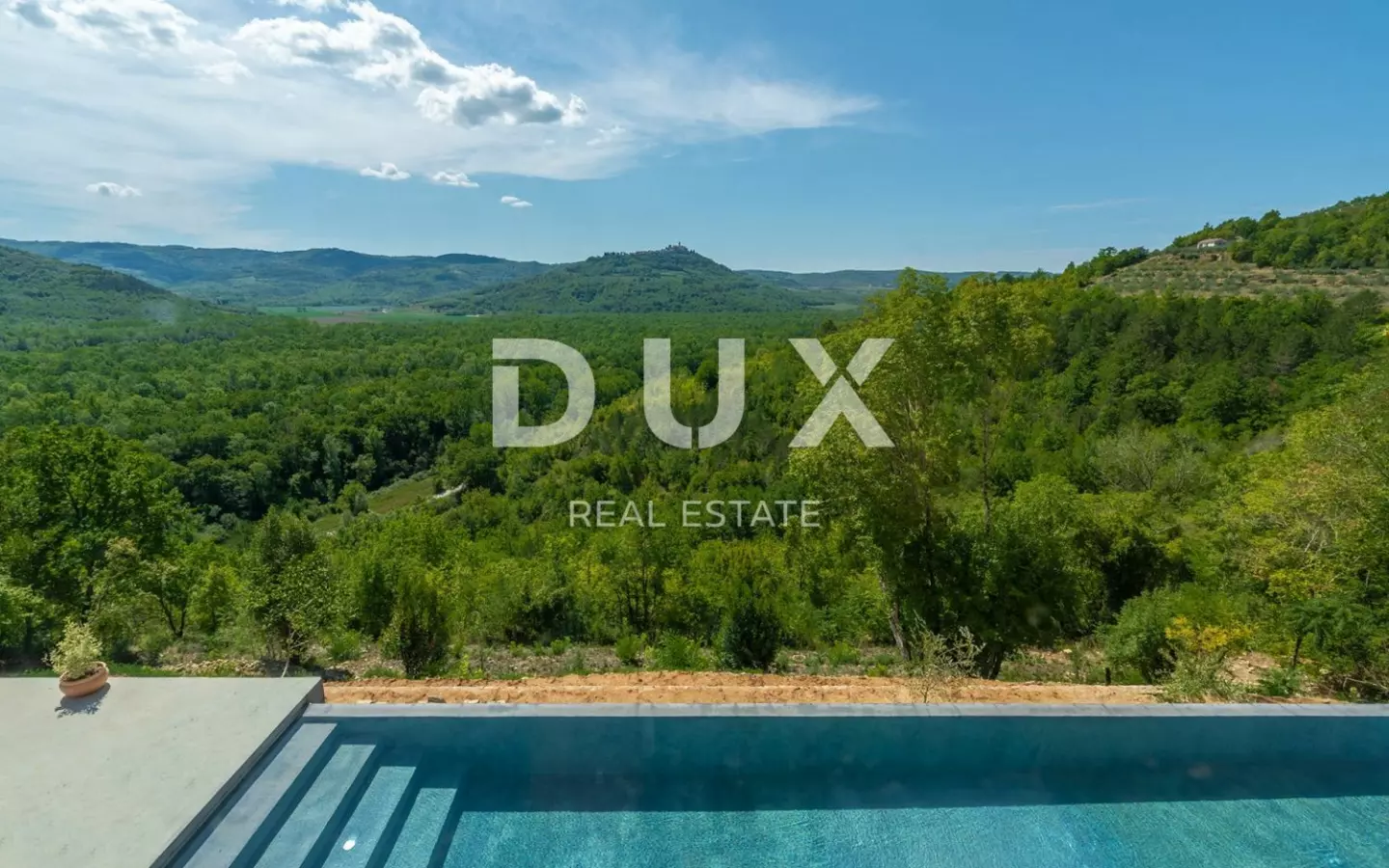 4-bedroom Villa In Motovun, Croatia (310 M²)