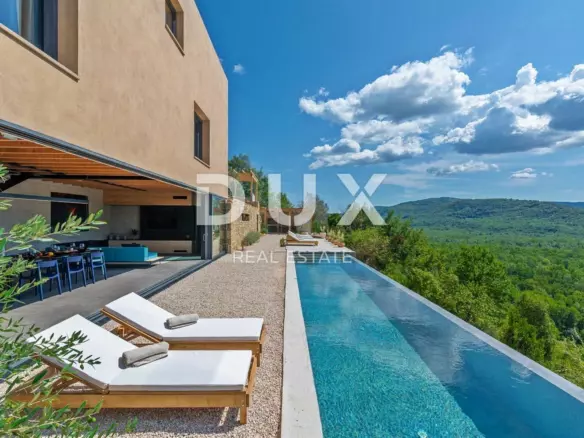 4-bedroom Villa In Motovun, Croatia (310 M²)
