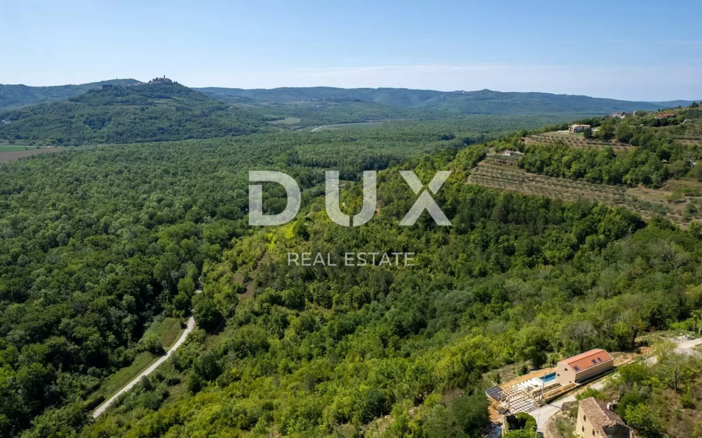 4-bedroom Villa In Motovun, Croatia (310 M²)